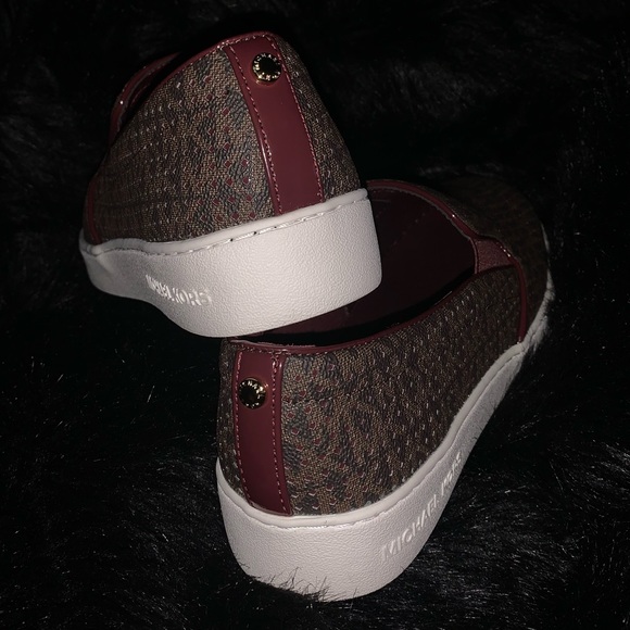 KEATON SLIP ON SHOES - Picture 4 of 5